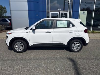 New 2026 Hyundai Venue SE