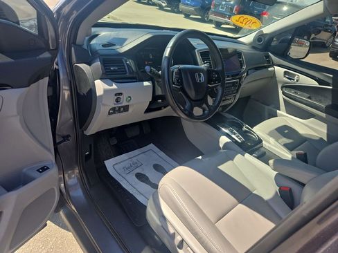 Used 2022 Honda Pilot Touring image 12