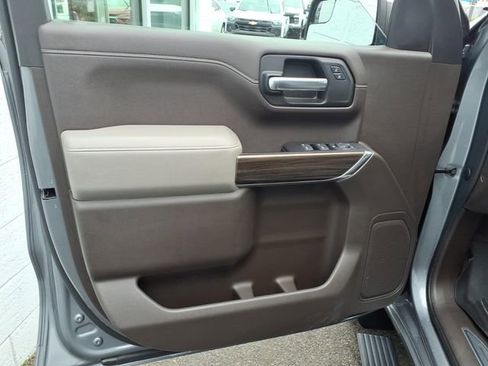 Used 2019 Chevrolet Silverado 1500 LT w/ All-Star Edition AWD/4WD image 10