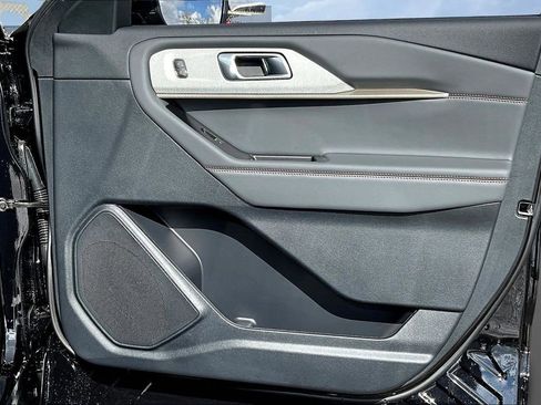 New 2026 Ford Explorer Active AWD/4WD image 32