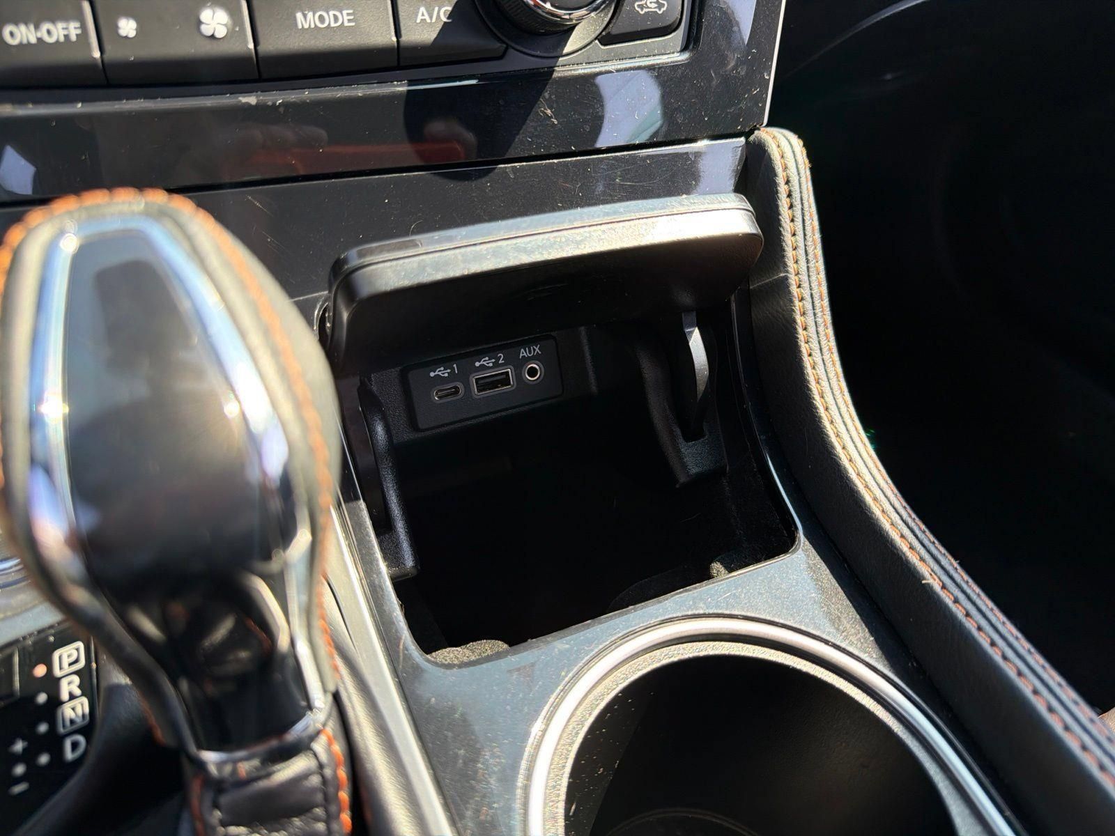 Used 2021 Nissan Maxima SR w/ Sport Mat Group FWD image 39