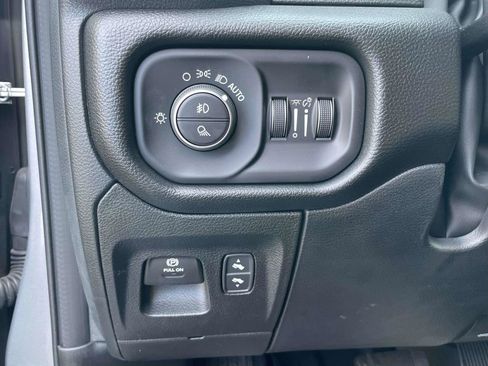 New 2026 RAM 1500 Big Horn AWD/4WD image 12