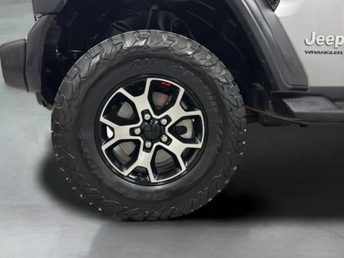 Used 2018 Jeep Wrangler Unlimited Sport AWD/4WD image 29