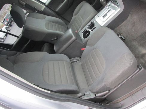 Used 2010 Nissan Pathfinder SE w/ SE Premium Journey Pkg AWD/4WD image 29
