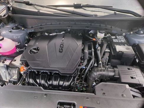 Certified 2025 Hyundai Tucson SE FWD image 21