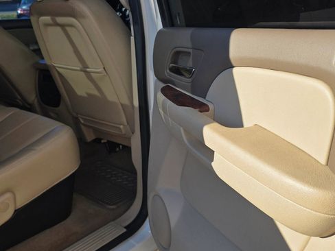 Used 2013 Chevrolet Silverado 1500 LTZ w/ LTZ White Diamond Edition image 17