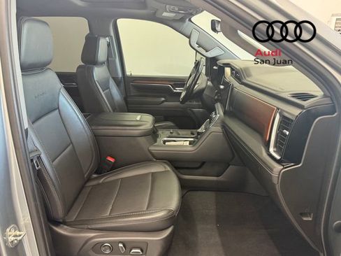 Used 2024 GMC Sierra 2500 Denali w/ Denali Reserve Package AWD/4WD image 14