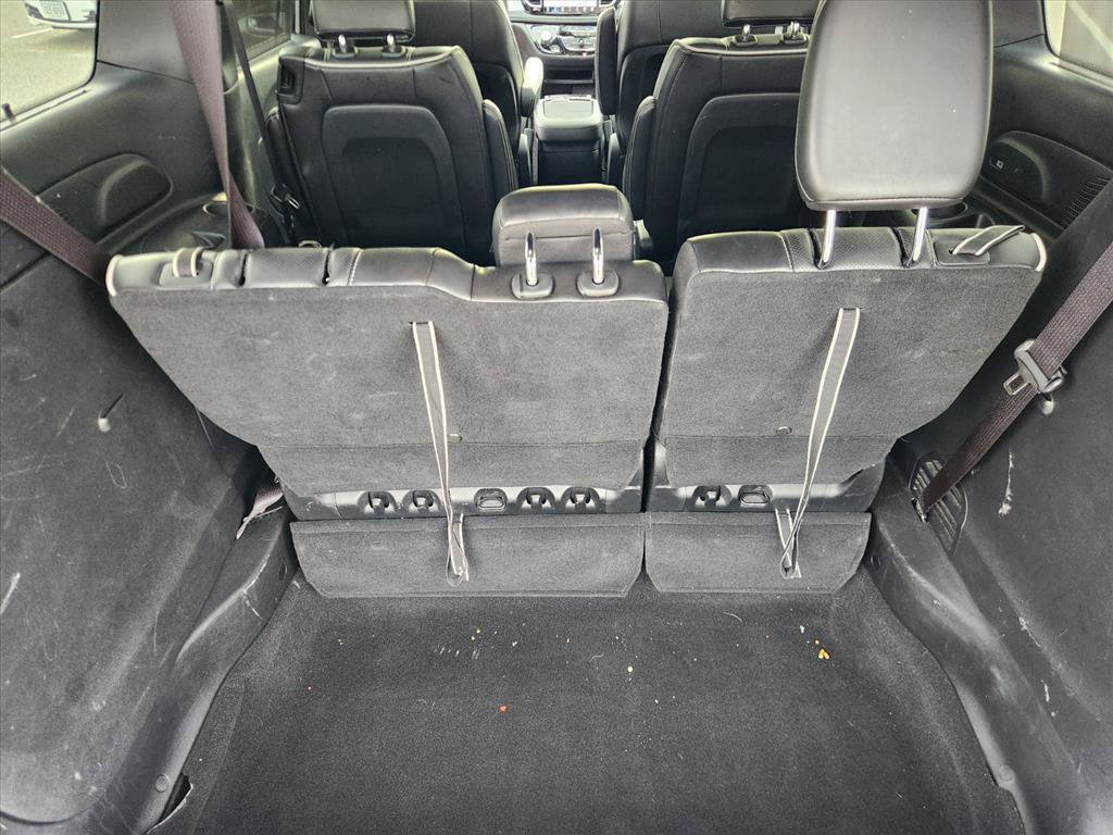 Used 2025 Chrysler Pacifica Limited FWD image 17