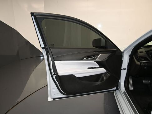 Used 2021 Cadillac CT4 Premium Luxury RWD image 10