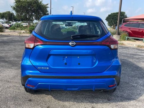 Used 2024 Nissan Kicks S FWD image 6