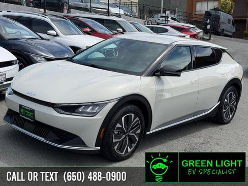 Used 2024 Kia EV6 Light AWD/4WD image 1