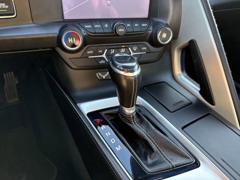 Used 2015 Chevrolet Corvette Stingray Coupe w/ Carbon Flash Badge Package image 22