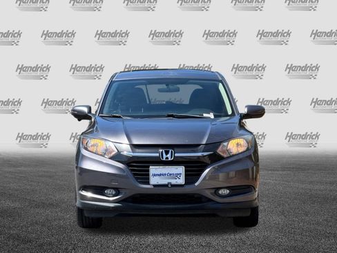 Used 2018 Honda HR-V EX image 10