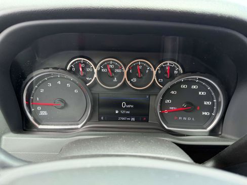 Certified 2022 Chevrolet Silverado 1500 RST w/ LPO, Blackout Package AWD/4WD image 24