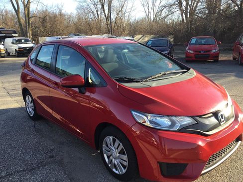 Used 2015 Honda Fit LX image 4