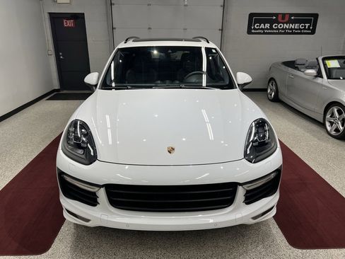 Used 2016 Porsche Cayenne GTS image 5