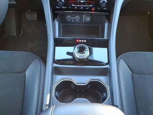 Used 2025 Jeep Grand Cherokee Altitude image 24