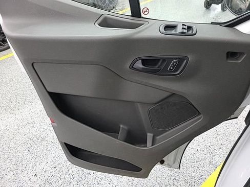 Used 2024 Ford Transit 250 Low Roof w/ Exterior Upgrade Package image 8