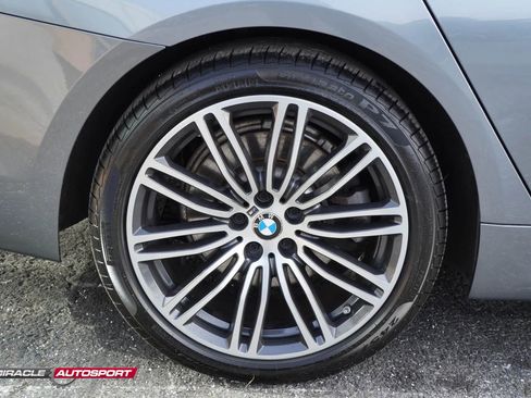 Used 2018 BMW 530e xDrive w/ M Sport Package 2 image 10