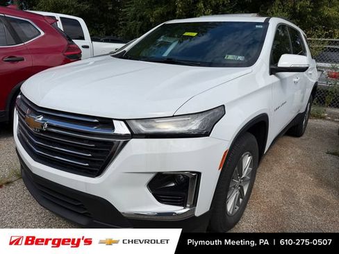 Used 2023 Chevrolet Traverse LT AWD/4WD image 6