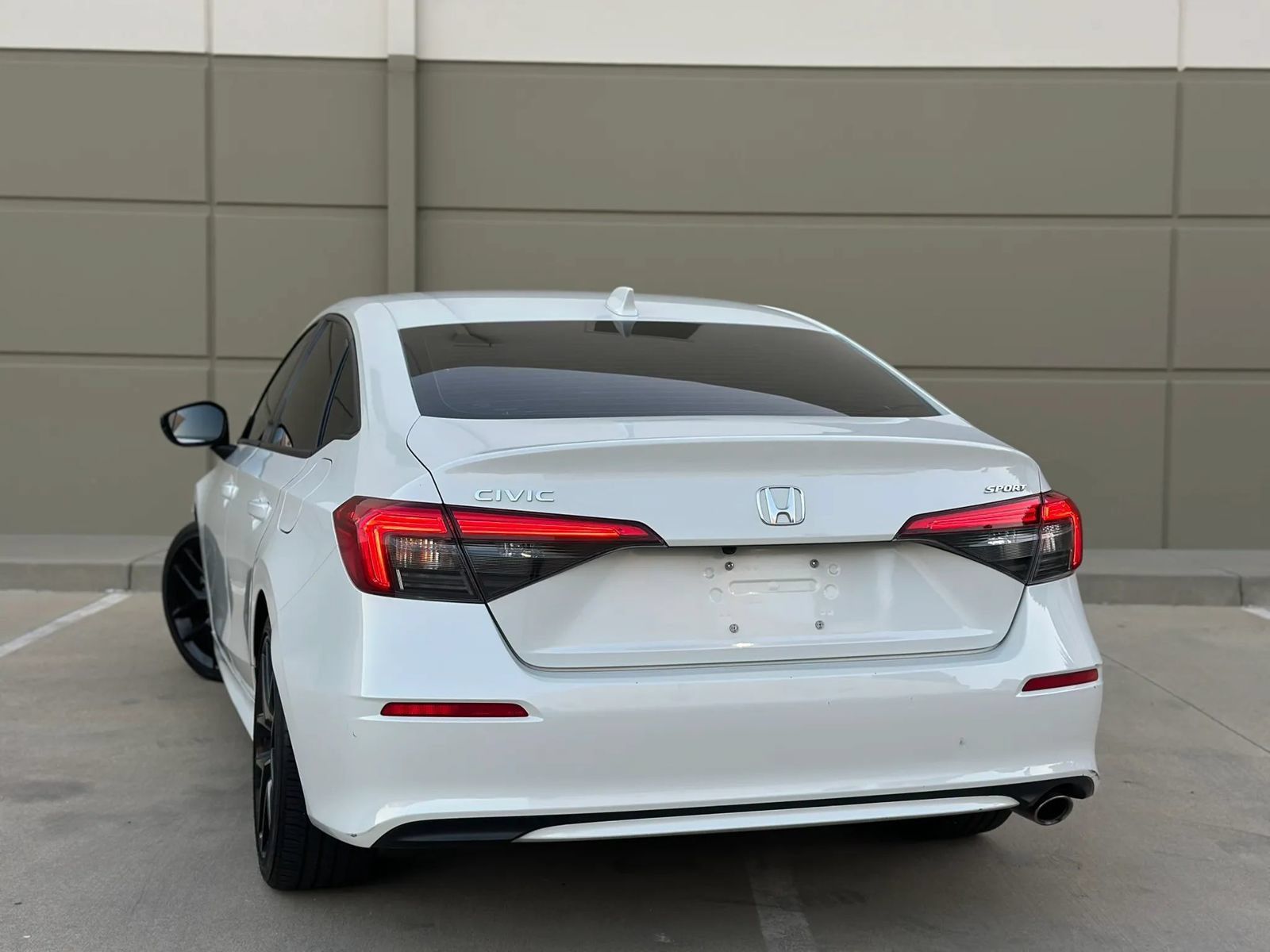 Used 2024 Honda Civic Sport image 7