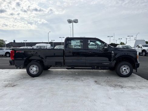 New 2026 Ford F250 XL w/ XL Driver Assist Package AWD/4WD image 2