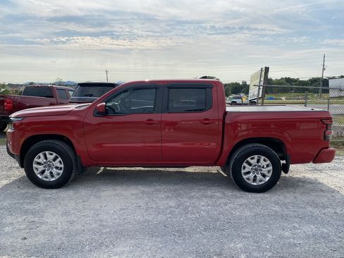 Used 2022 Nissan Frontier SV w/ Technology Package AWD/4WD image 8