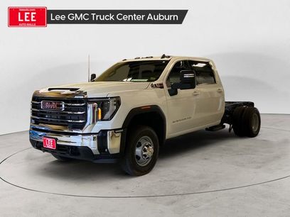 New 2026 GMC Sierra 3500 SLE w/ SLE Convenience Package