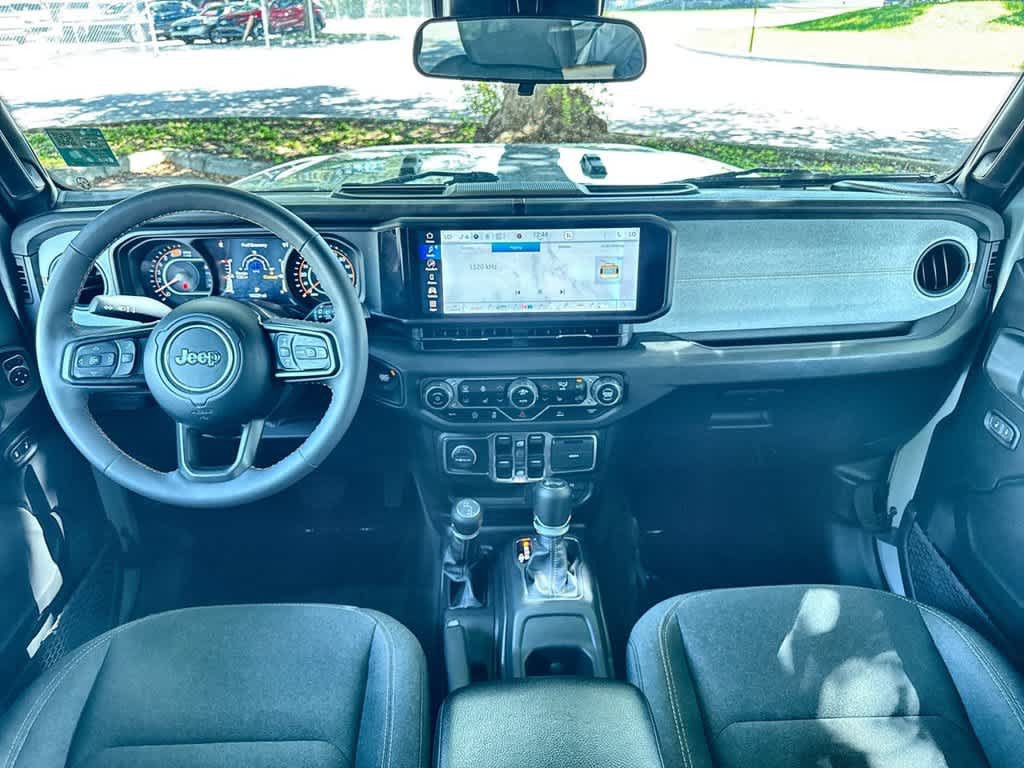 Used 2024 Jeep Wrangler Unlimited Sport AWD/4WD image 24