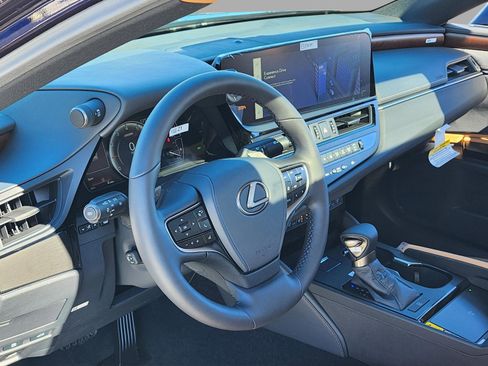 New 2025 Lexus ES 350 w/ Premium Package image 30