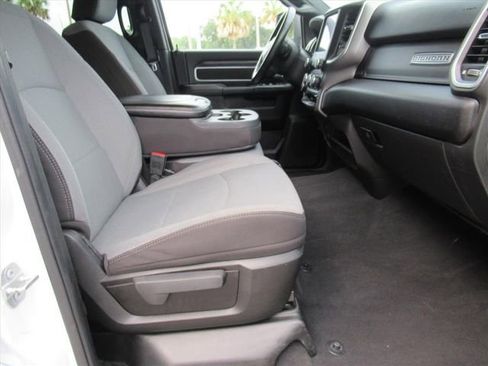 Used 2024 RAM 2500 Big Horn AWD/4WD image 10