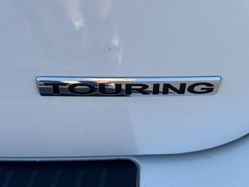Used 2021 Honda Odyssey Touring image 4