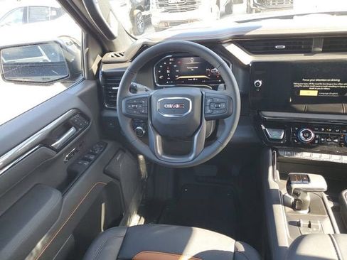 New 2026 GMC Sierra 1500 AT4 w/ AT4 Premium Package AWD/4WD image 14