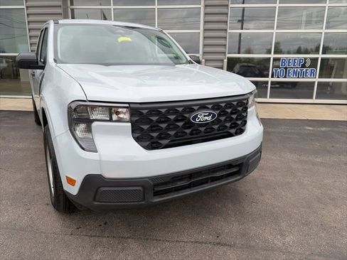 Used 2026 Ford Maverick XL AWD/4WD image 4