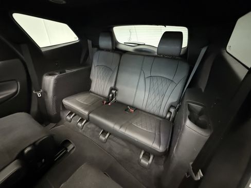 Used 2023 Buick Enclave Avenir image 28