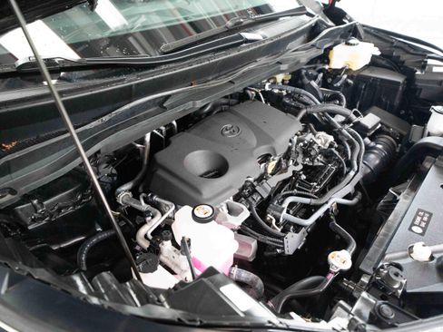 Used 2022 Toyota Sienna LE FWD image 33
