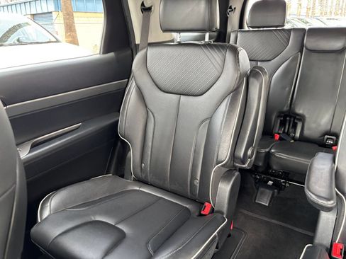 Used 2025 Hyundai Palisade SEL FWD image 43