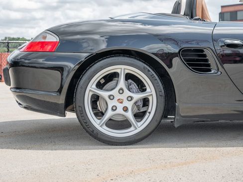 Used 2003 Porsche Boxster RWD image 20