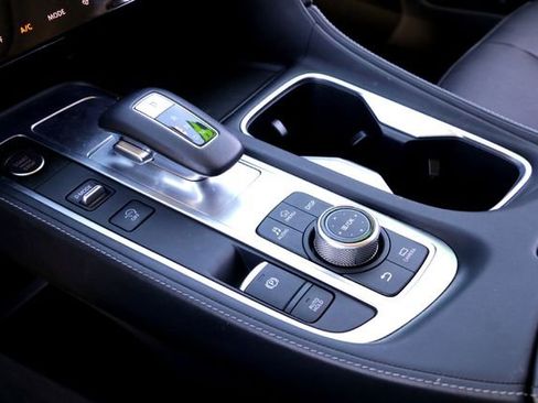 Used 2024 INFINITI QX60 Pure image 19