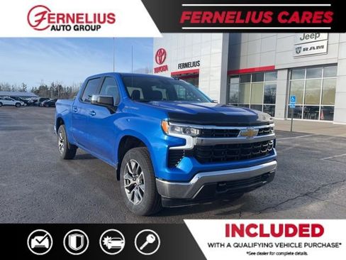 Used 2025 Chevrolet Silverado 1500 LT image 4