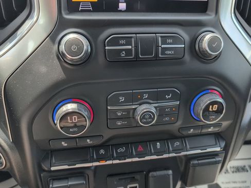 Used 2019 Chevrolet Silverado 1500 LT w/ All-Star Edition AWD/4WD image 17