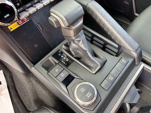 New 2025 Toyota 4Runner Limited image 20