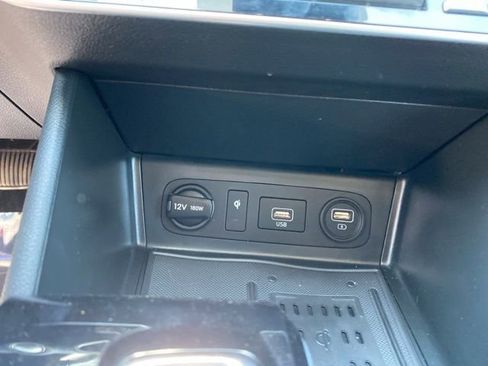 Used 2022 Hyundai Sonata Limited image 29