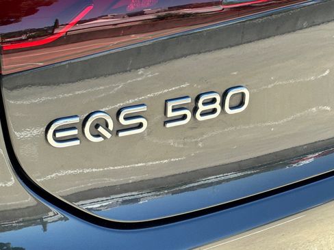 Used 2023 Mercedes-Benz EQS 580 4MATIC Sedan image 22