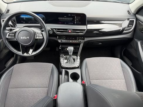 Used 2024 Kia Seltos S AWD/4WD image 10