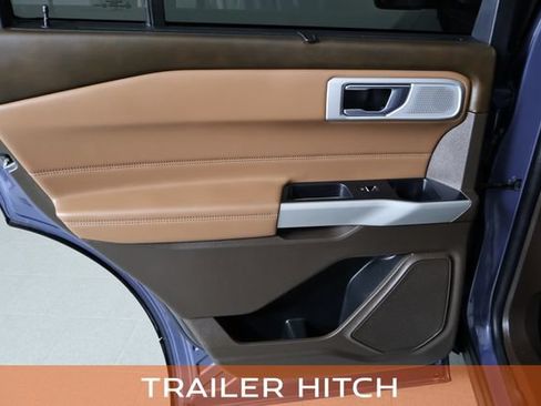 Used 2021 Ford Explorer King Ranch w/ Premium Technology Package AWD/4WD image 17