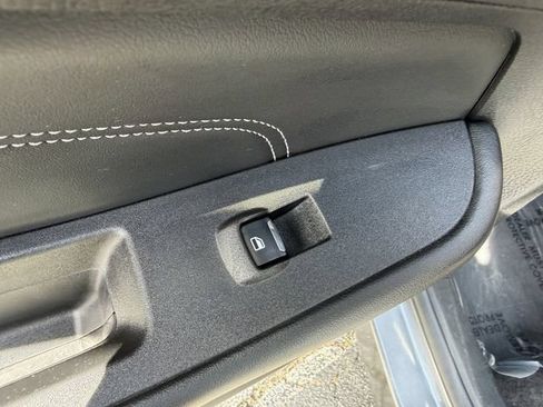 Used 2024 Ford Edge Titanium AWD/4WD image 21