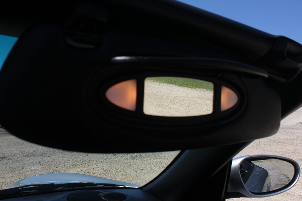 Used 2004 Porsche 911 Carrera RWD image 30
