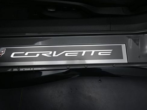 Used 2016 Chevrolet Corvette Z06 w/ 3LZ Preferred Equipment Group RWD image 19