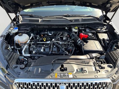 Used 2022 Lincoln Corsair Reserve w/ Equipment Group 201A AWD/4WD image 9